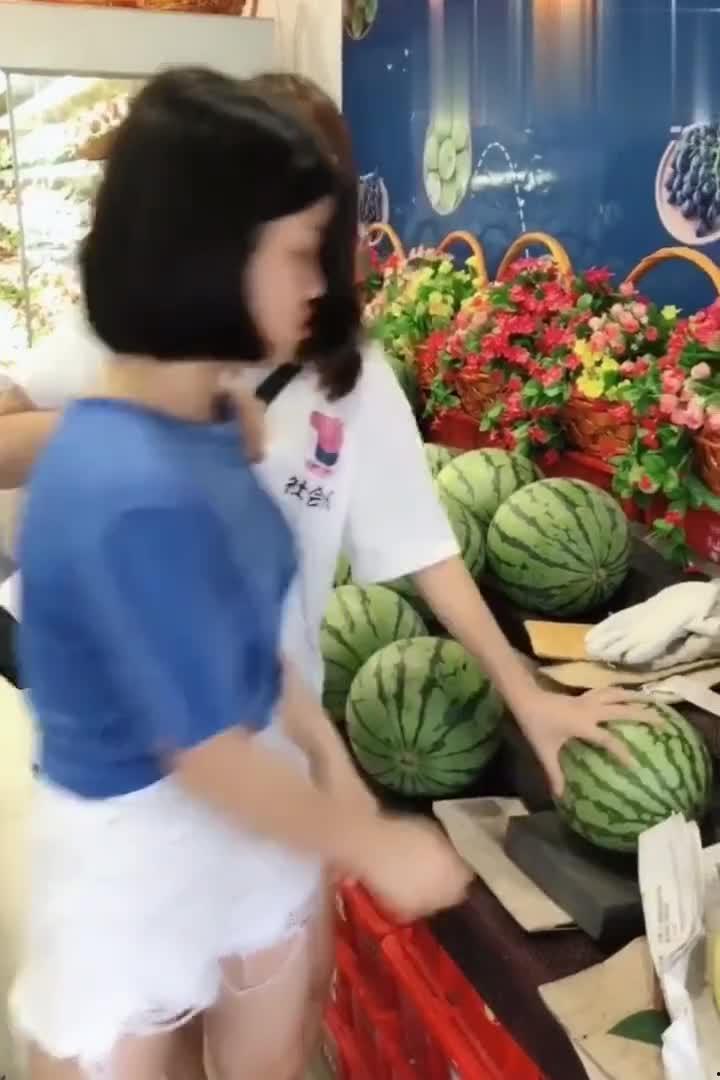 大姐吃瓜好吃吗,美味与快乐的完美邂逅