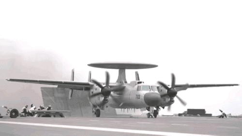 外网吃瓜飞机,吃瓜飞机背后的故事与真相