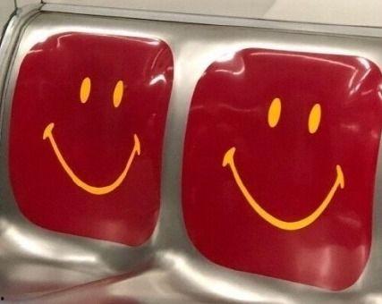 吃瓜吃到撑文案搞笑