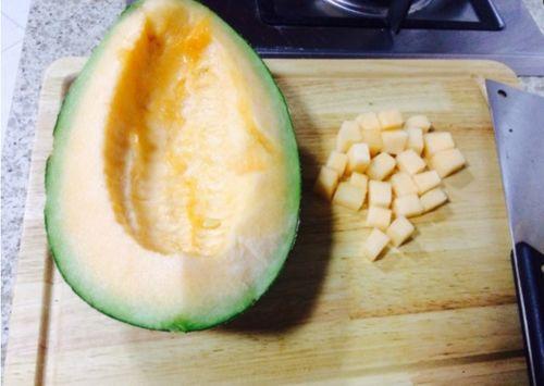 吃板栗可以吃哈密瓜吗,美味搭配的奇妙之旅