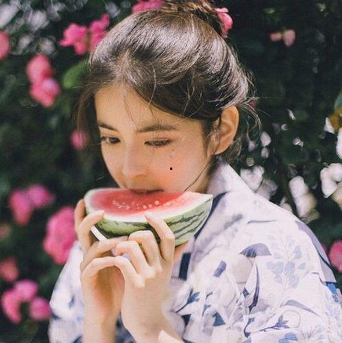 吃瓜王子头像女,揭秘吃瓜王子头像背后的女生魅力