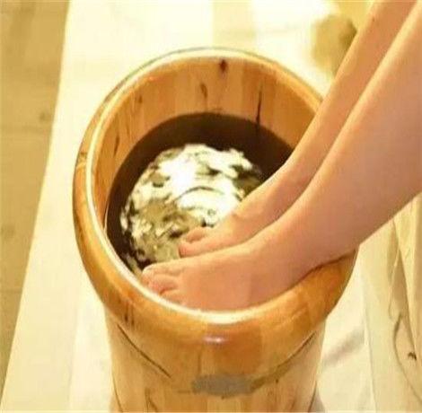 宫寒可以吃白瓜吗吗,宫寒女性适宜食用白瓜的饮食建议